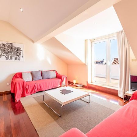Ferienwohnung Guestready - Rare Terrace Apt, Historic Center Lissabon Exterior foto