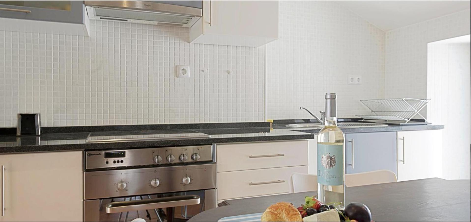 Ferienwohnung Guestready - Rare Terrace Apt, Historic Center Lissabon Exterior foto