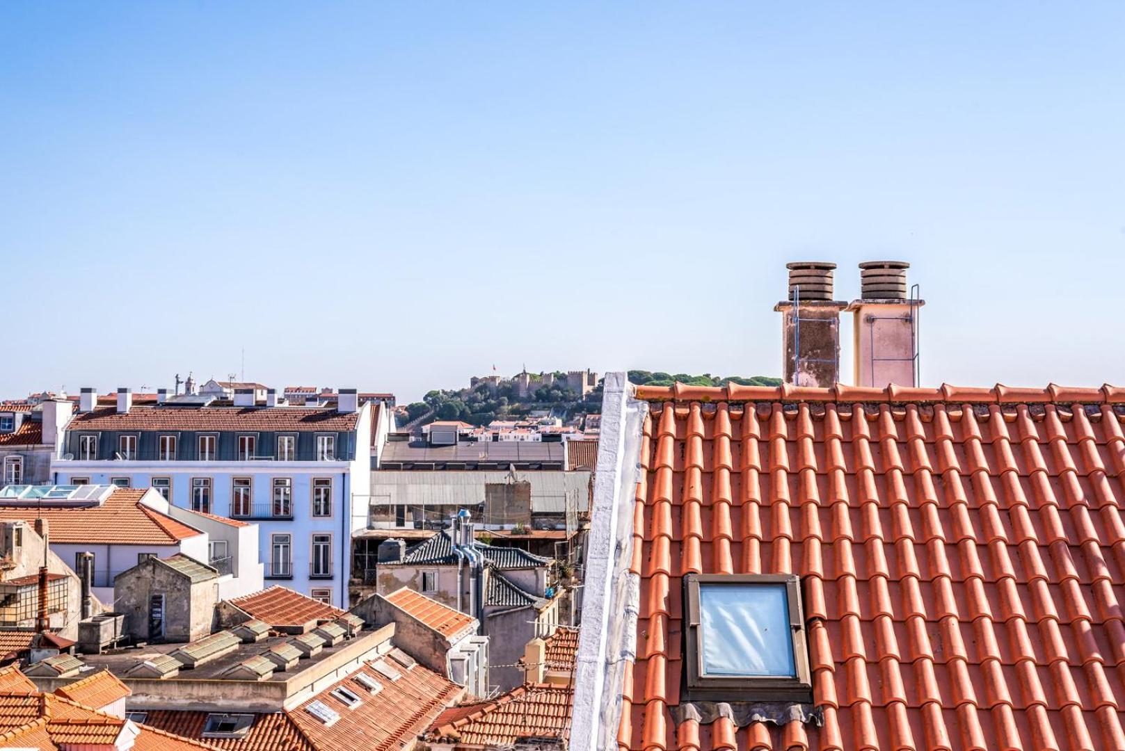 Ferienwohnung Guestready - Rare Terrace Apt, Historic Center Lissabon Exterior foto